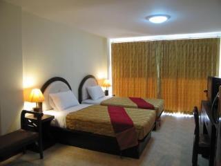 Kata Place Hotel ภายนอก รูปภาพ